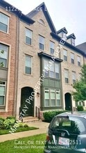 Building Photo - 11227 Terrace Ln