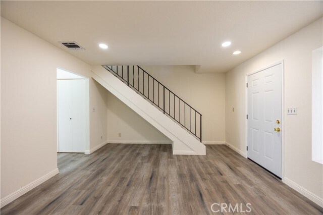 Foto del edificio - 9317 Ramona Blvd