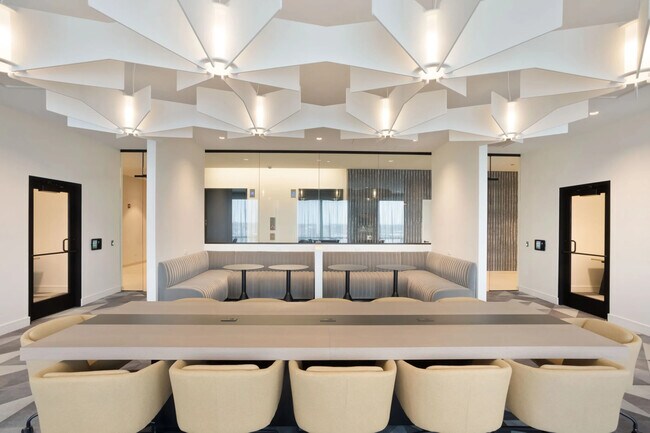 Foto del edificio - 4620 N Broadway St