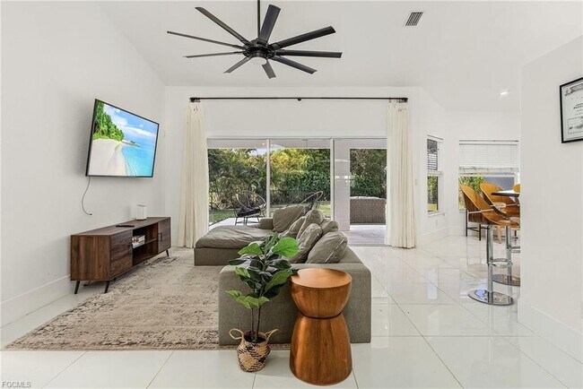 Building Photo - 27300 Imperial Oak Cir