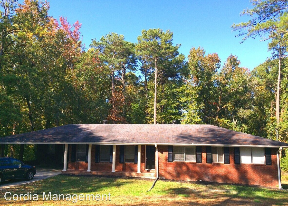 Primary Photo - 3 br, 2 bath House - 789 Adams Dr
