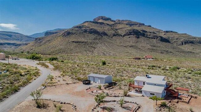 Foto del edificio - Home With All The Right Views!