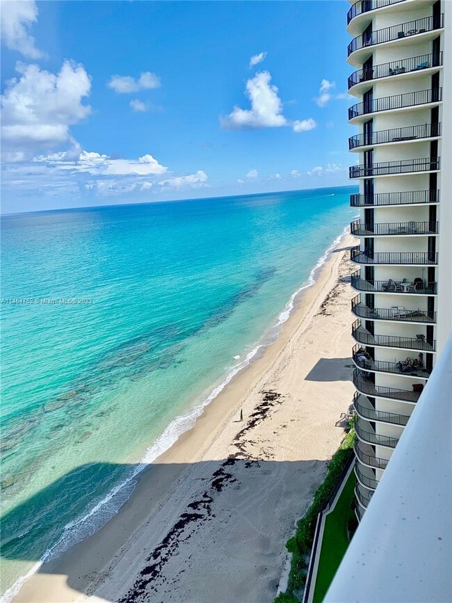 Building Photo - 5440 N Ocean Dr