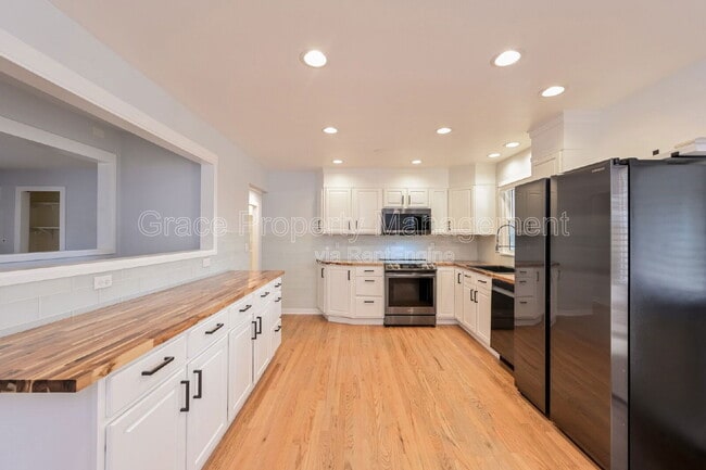 Foto del edificio - 6186 S Southwood Dr