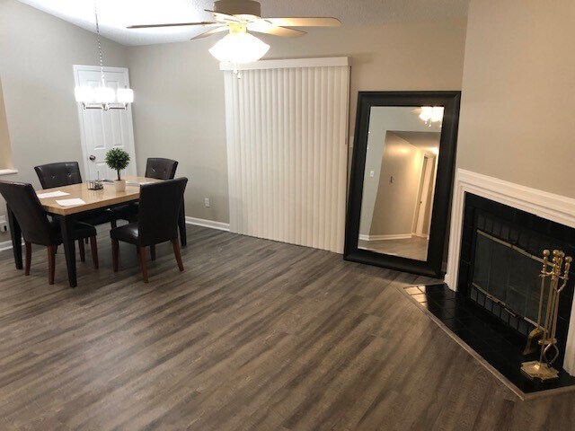 Foto del edificio - 1733 Redbird Cove