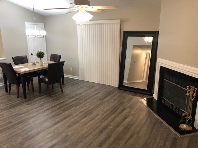 Building Photo - 1733 Redbird Cove