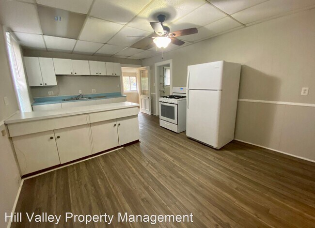 Building Photo - 2 br, 2 bath House - 1426 S Center