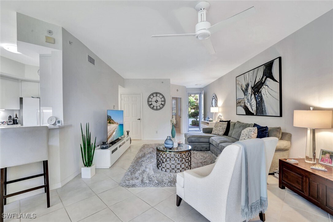 Primary Photo - 300 Lambiance Cir