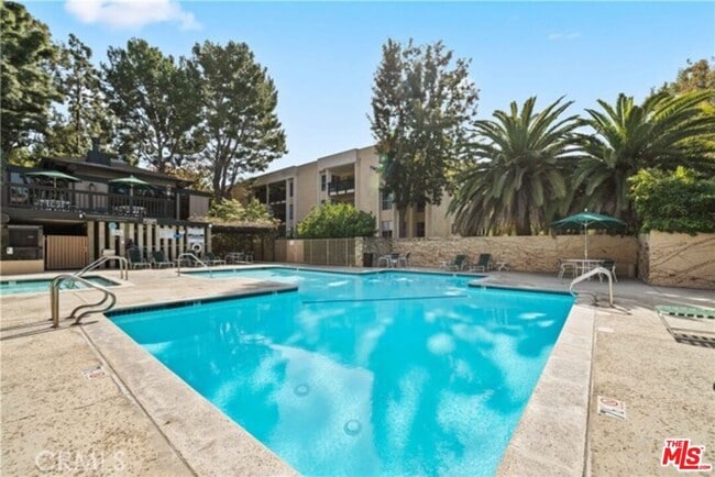 Building Photo - 8314 Raintree Cir