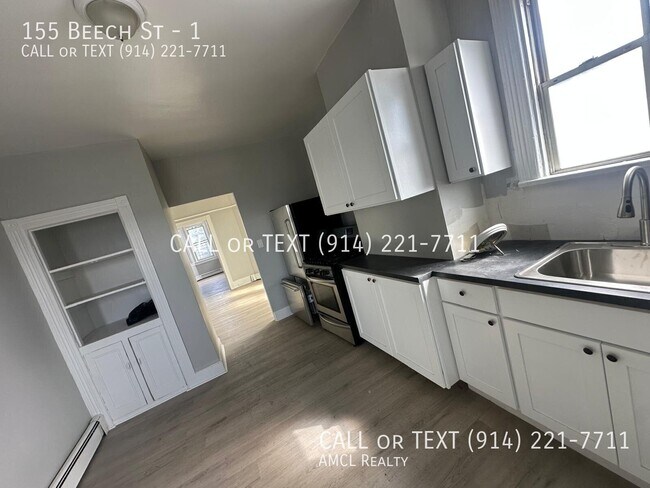 Building Photo - 155 Beech St