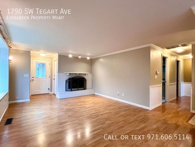 Foto del edificio - 1790 SW Tegart Ave