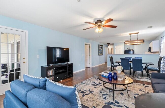 Foto del edificio - 1274 River Oaks Dr