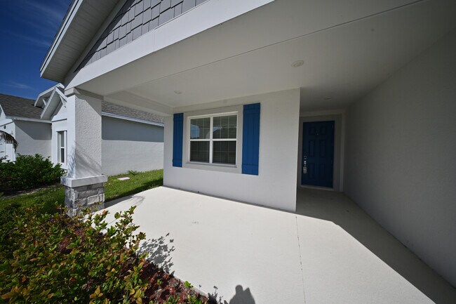 Foto del edificio - 26340 Feathergrass Cir