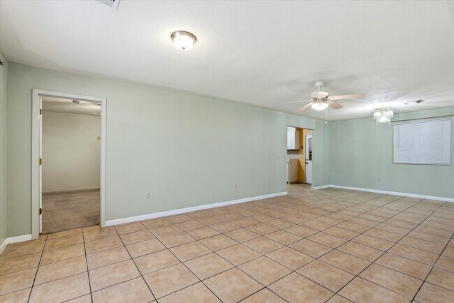 Foto del edificio - 831 Terryhollow St