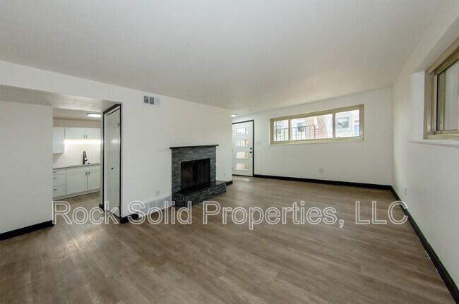 Foto del edificio - 312 E 27th St