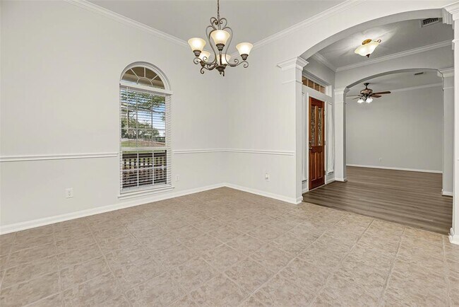 Foto del edificio - 2220 Comal Springs