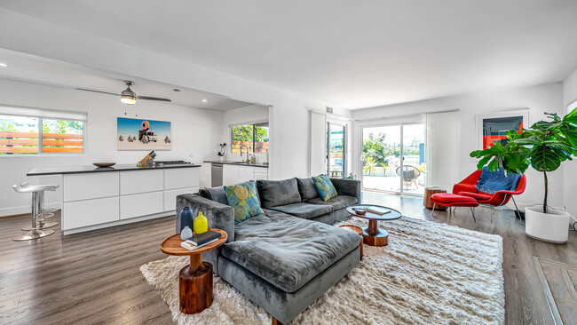 Foto del edificio - 404 Sunridge St