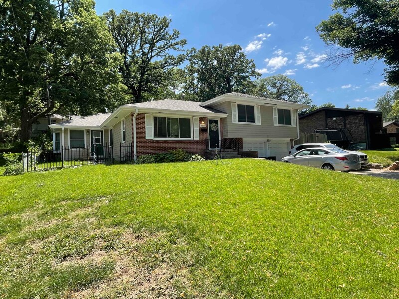Primary Photo - 7771 Park Ln