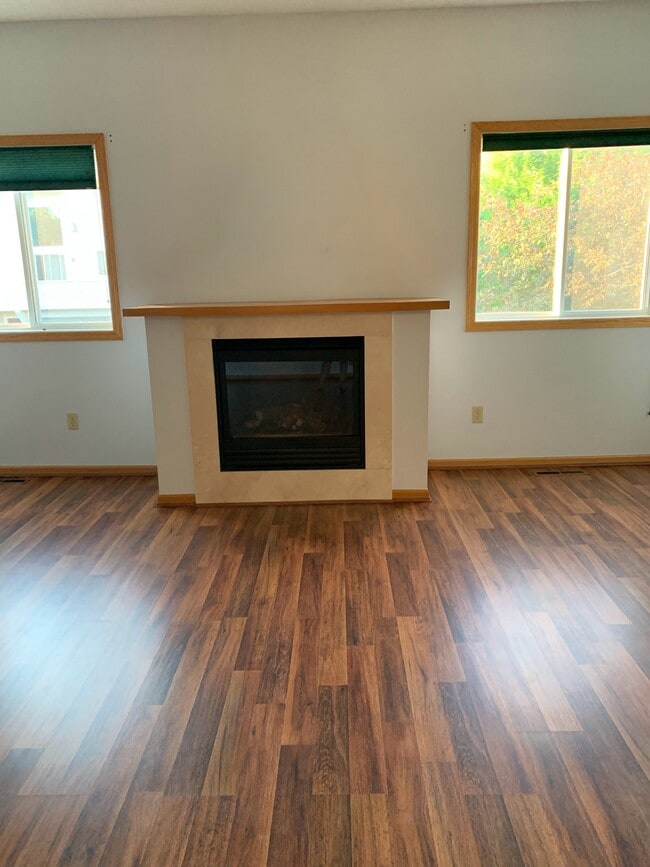 Building Photo - 1018 108th Ln NW