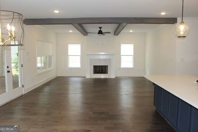 Building Photo - 245 Gilmer St