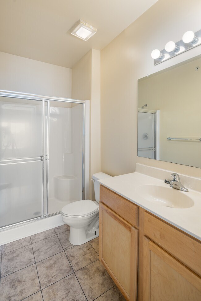 Foto del edificio - The Helm and Deemer's Landing