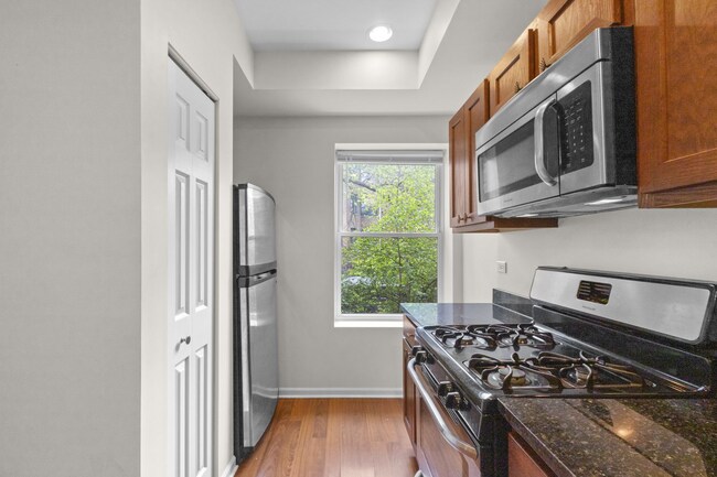 Foto del edificio - 7717 N Marshfield Ave