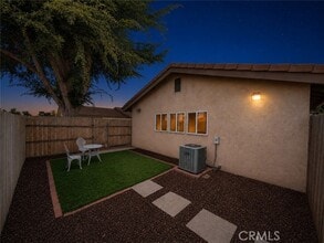 Building Photo - 11377 Buckskin Ave