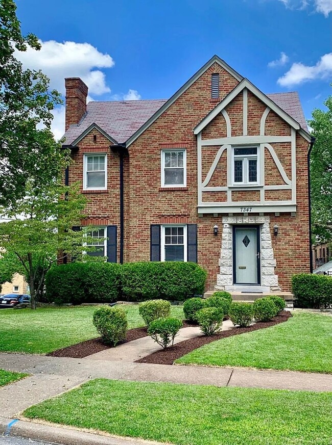 Building Photo - 7347 Northmoor Dr