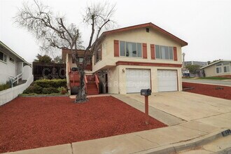 Building Photo - 1695 Hilby Ave