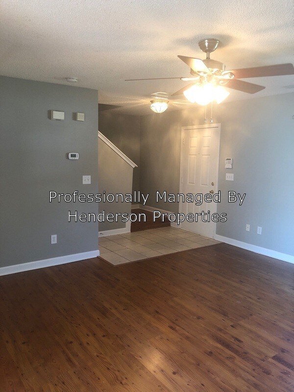 Foto del edificio - 6632 Horace Mann Rd