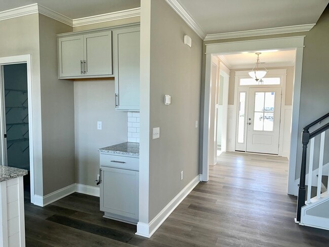 Building Photo - 1486 Summergate Dr