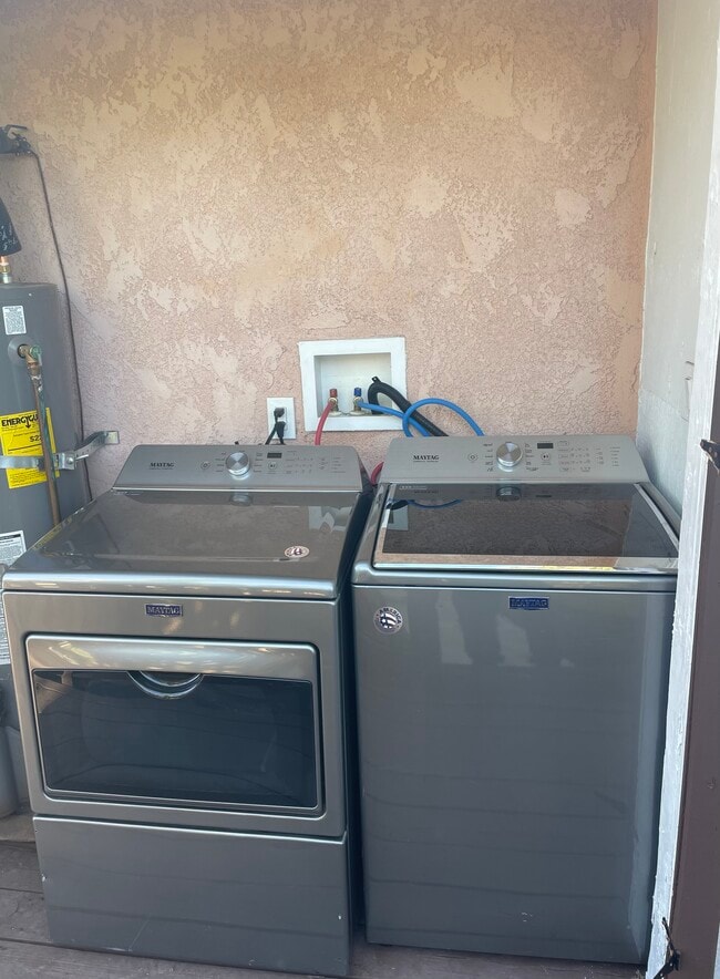 Laundry Room - 3806 Linda Vista Dr
