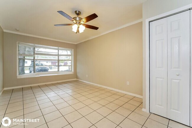Foto del edificio - 3411 Spainwood Dr