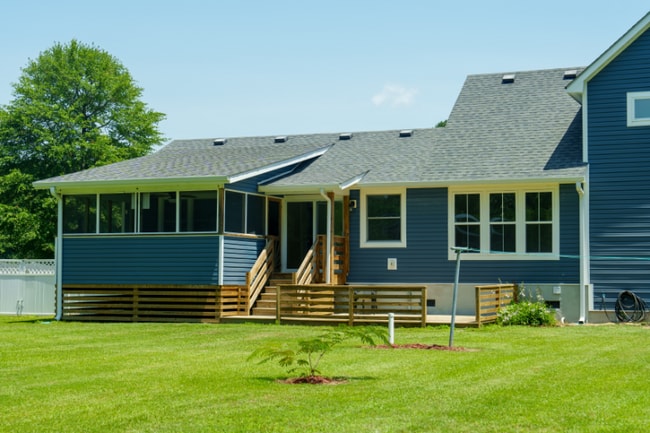 Building Photo - 102 Quarter Landing Dr