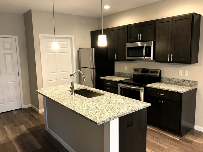 Building Photo - 2079 Community Ln