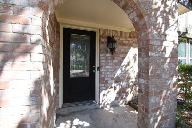 Foto del edificio - 8110 Dorrcrest Ln