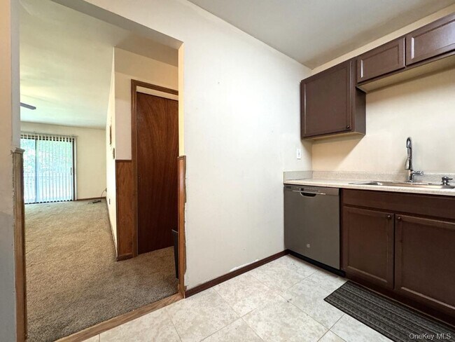 Foto del edificio - 248 Concord Ln