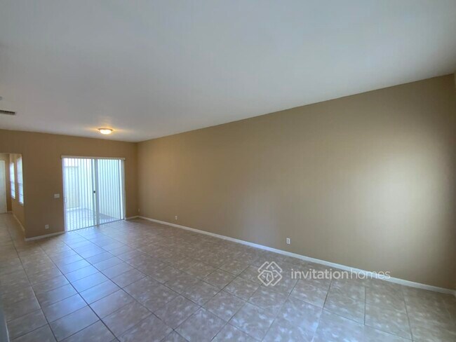 Foto del edificio - 516 NW 24th Ave