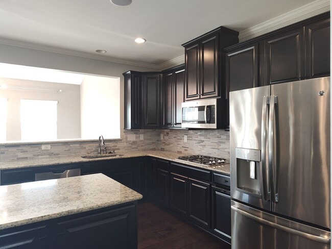 Foto del edificio - Georgeous 3 bedroom, 2.5 bathroom home located in the Stafford at Longtree community!