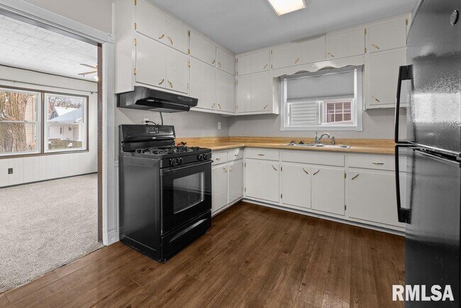 Foto del edificio - 1916 33rd St