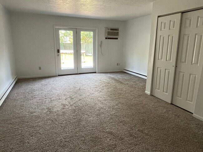 Foto del edificio - 98 W Central Ave