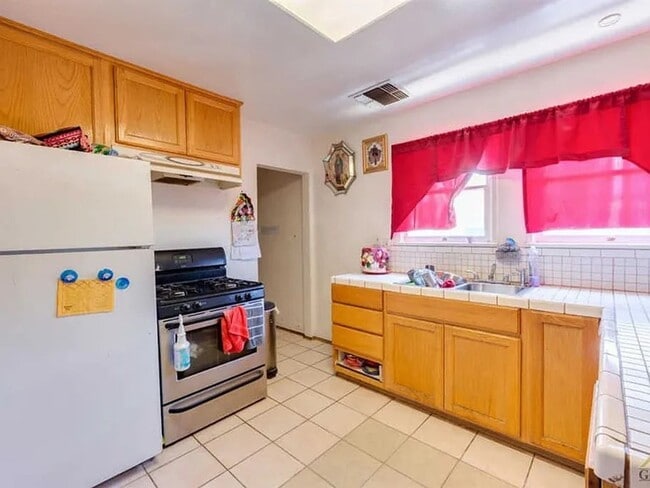 Foto del edificio - Charming 3 Bedroom Home in the Heart of Taft!