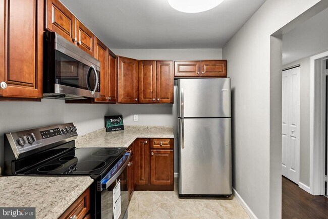 Foto del edificio - 25 S Church Rd