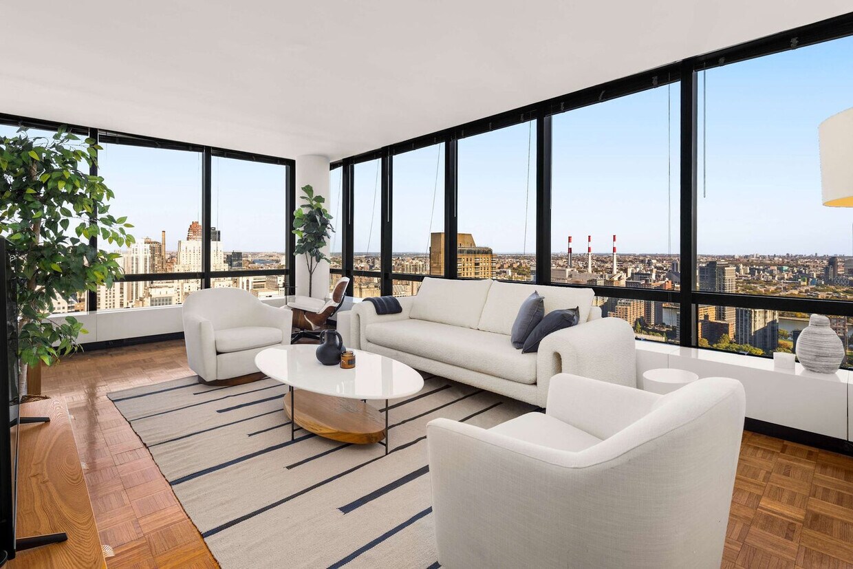 Foto principal - 420 E 61st St