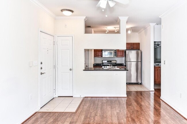 Building Photo - 12913 Centre Park Cir
