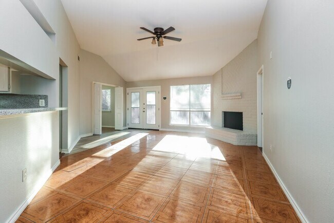 Building Photo - 5210 Kristen Ct