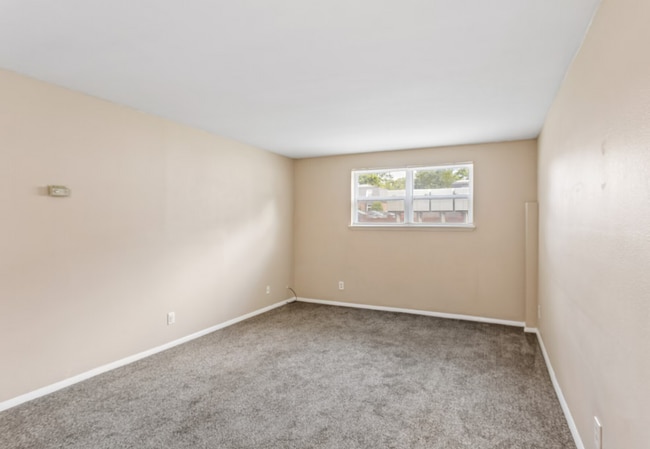 Building Photo - Riviera Apartments