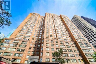 Building Photo - 633-633 Bay St.