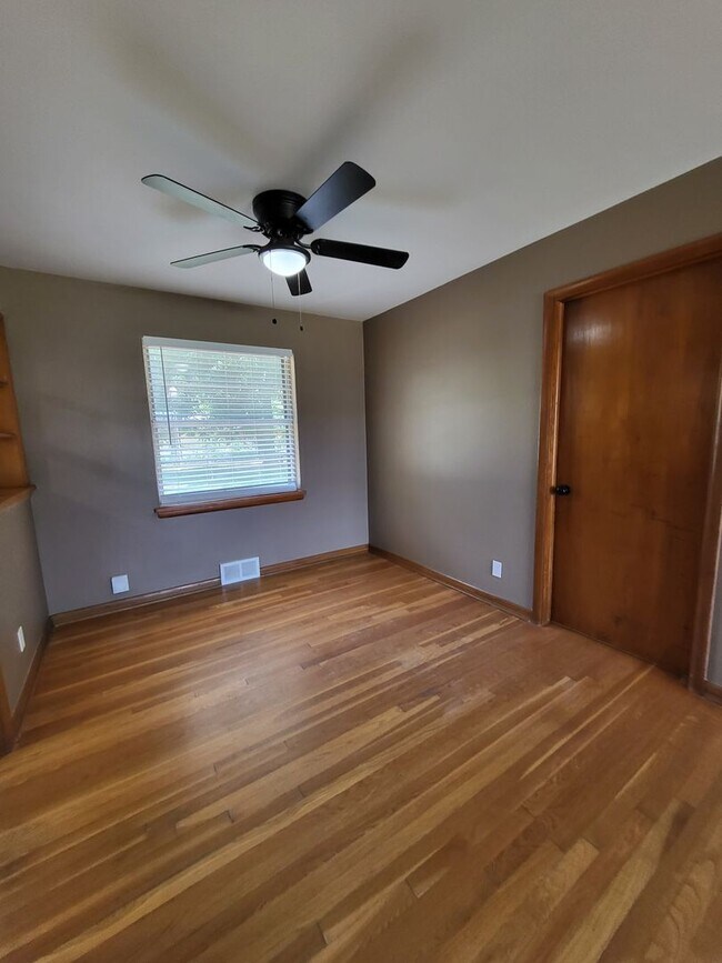 Foto del edificio - Updated (3) Bed/(1) Bath in Core Norman!