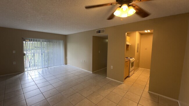 Photo - Charming 2-Bed Condo Retreat in West Palm Beach – Cozy Living Awaits!